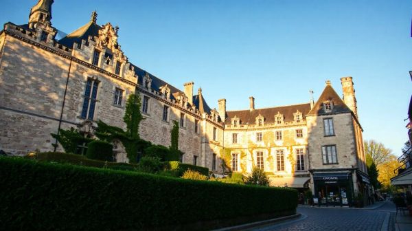 Discover France's Cultural Treasures: A Guide to Must-Visit Spots
